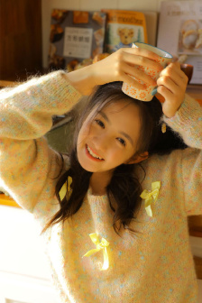 25岁高中女生动漫